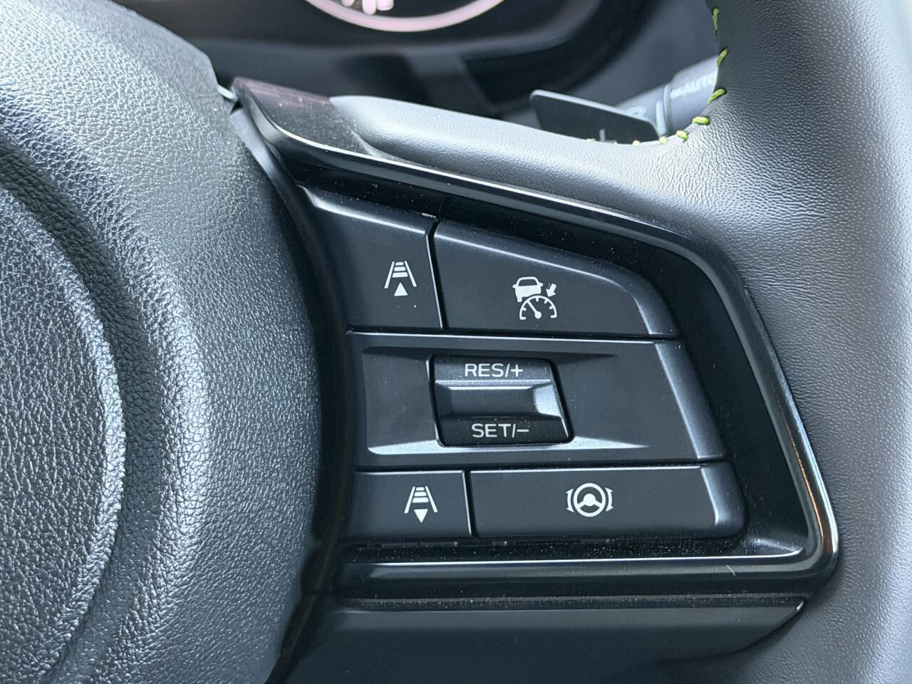 Used 2025 Subaru Ascent Bronze Edition image 28