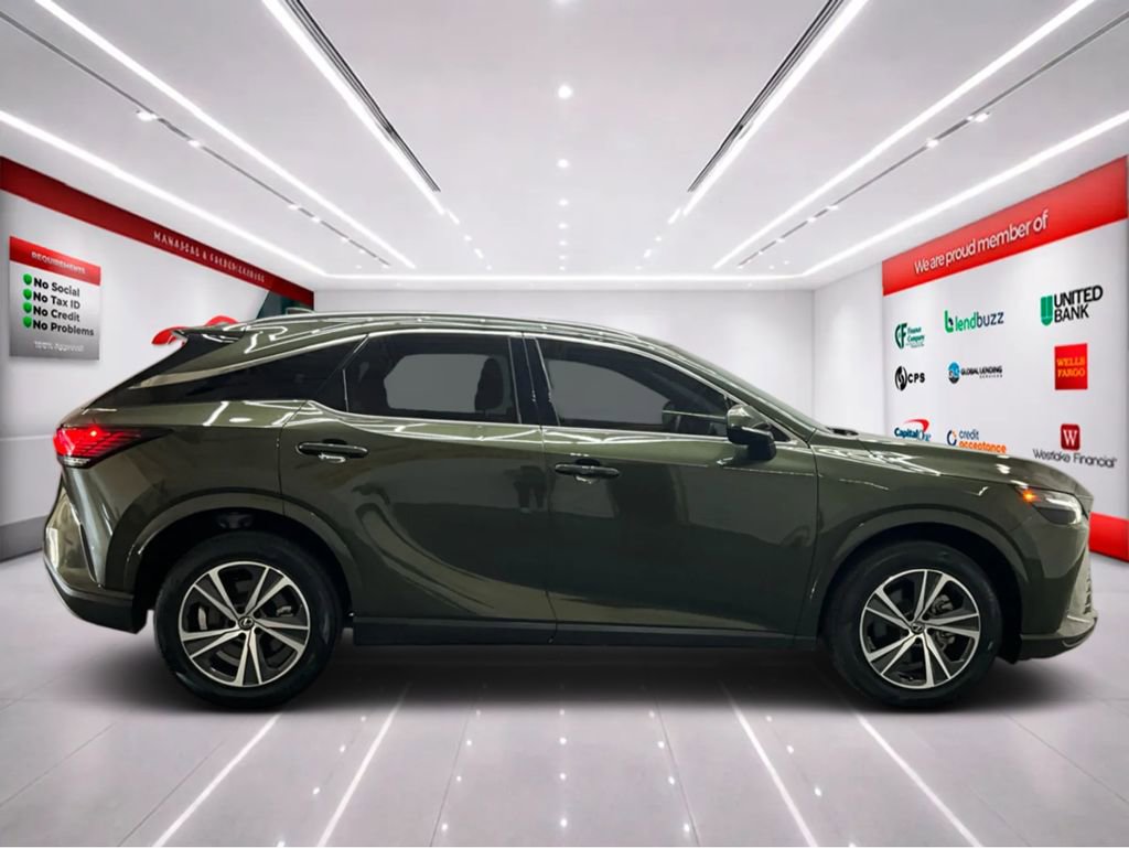 Used 2024 Lexus RX 350 Premium w/ Accessory Package (Z1) FWD image 8