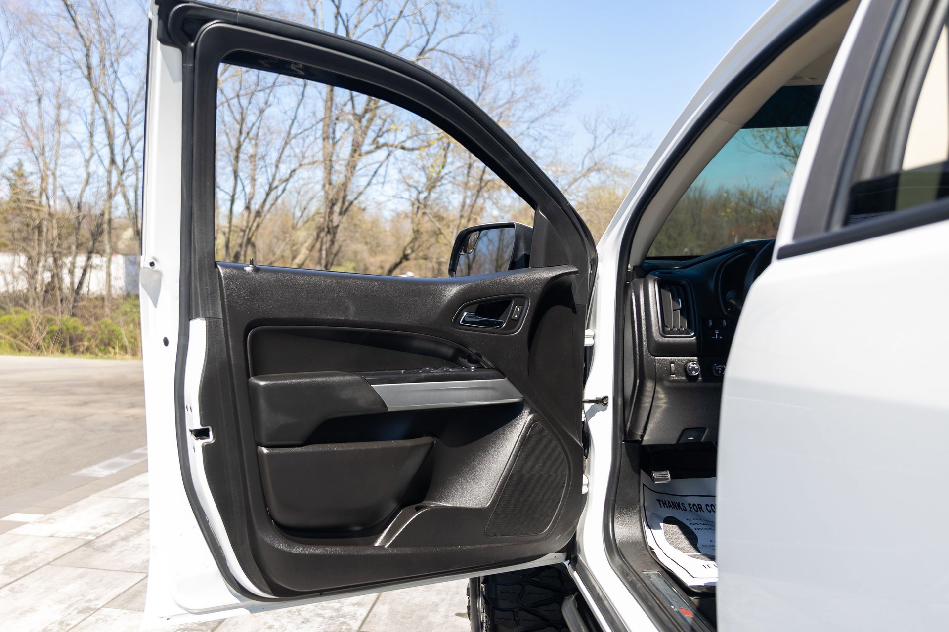 Used 2018 Chevrolet Colorado ZR2 image 23