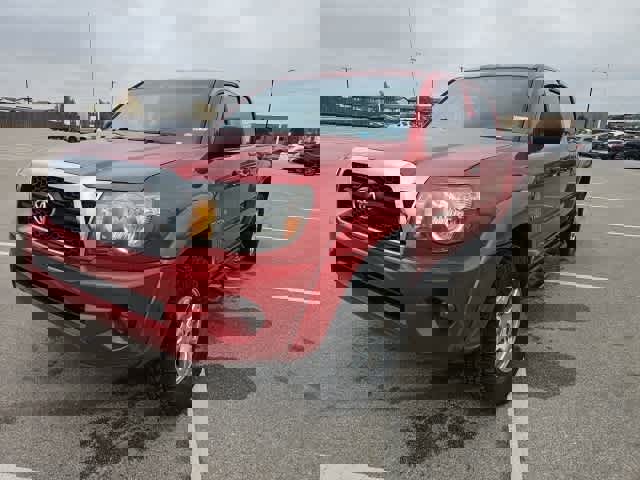 Used 2010 Toyota Tacoma 4x4 Double Cab image 1