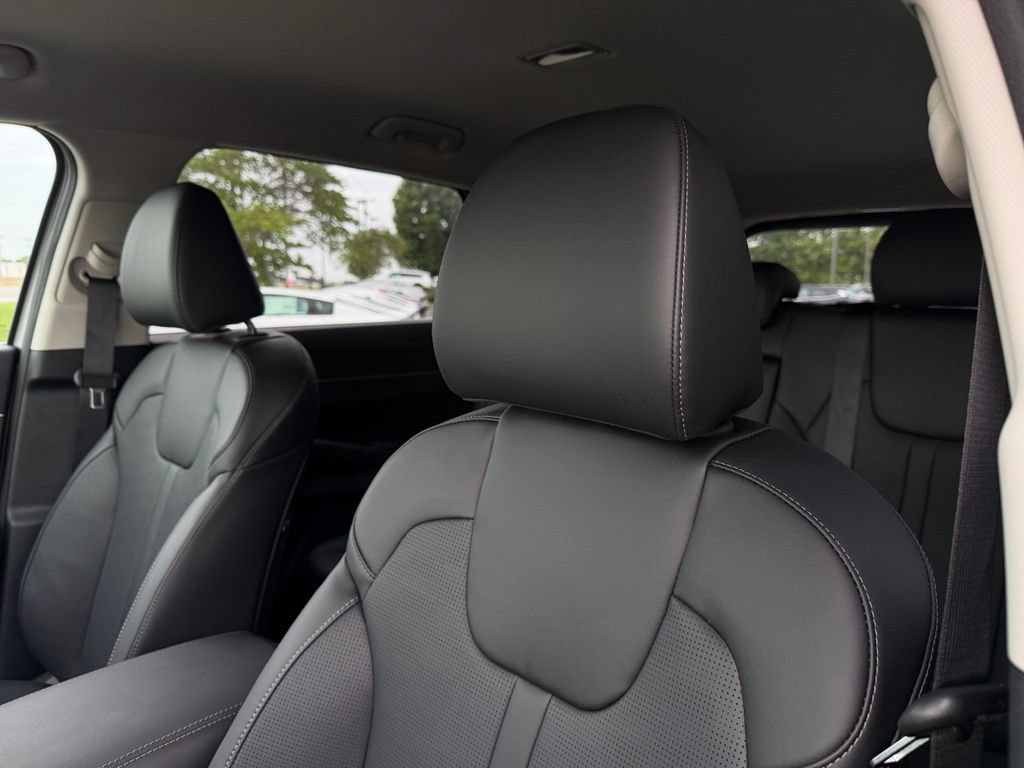 New 2026 Kia Sorento S FWD image 13