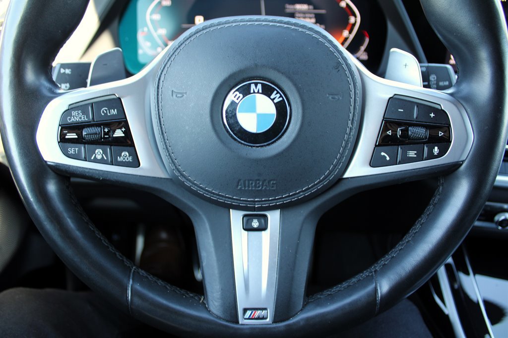 Used 2021 BMW X7 M50i w/ Dynamic Handling Package image 34