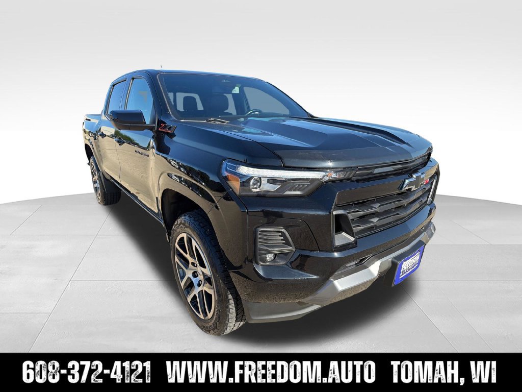 Used 2023 Chevrolet Colorado Z71 w/ Z71 Convenience Package 2 AWD/4WD image 7