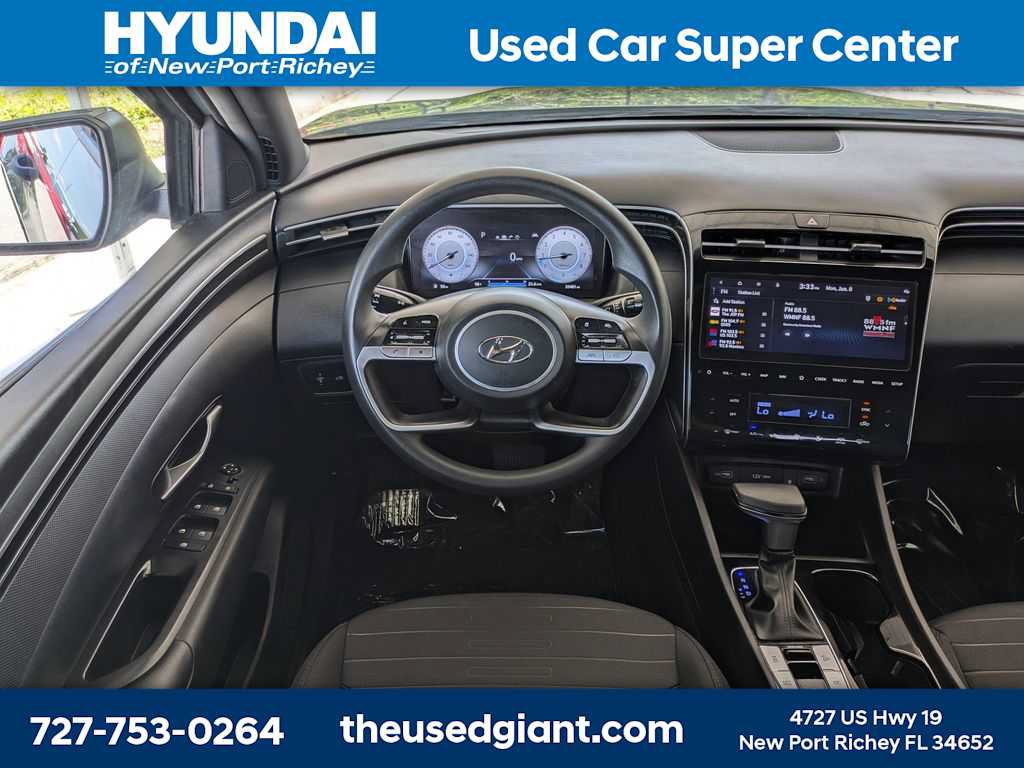 Certified 2024 Hyundai Santa Cruz SEL w/ Activity Package AWD/4WD image 17