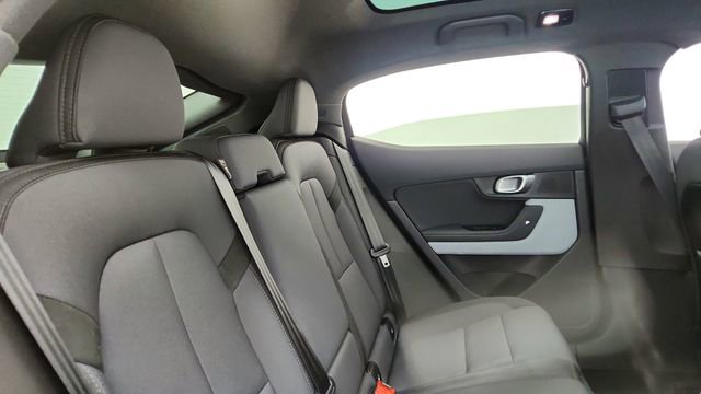 Used 2024 Polestar Polestar 2 image 24