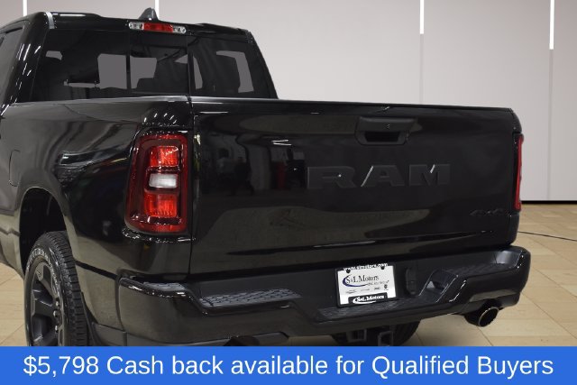 New 2026 RAM 1500 Express AWD/4WD image 36