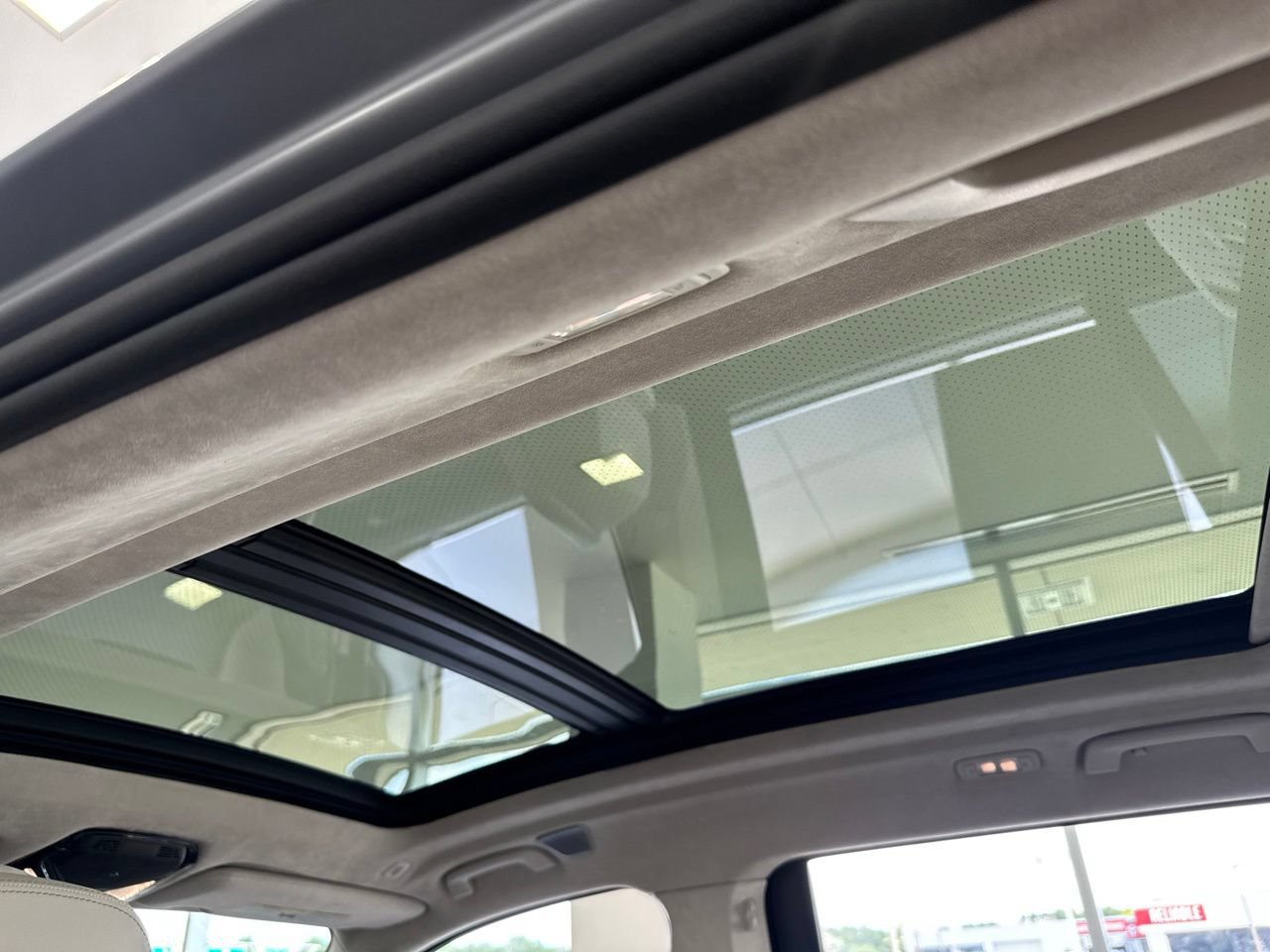 New 2027 BMW X7 M60i AWD/4WD image 48