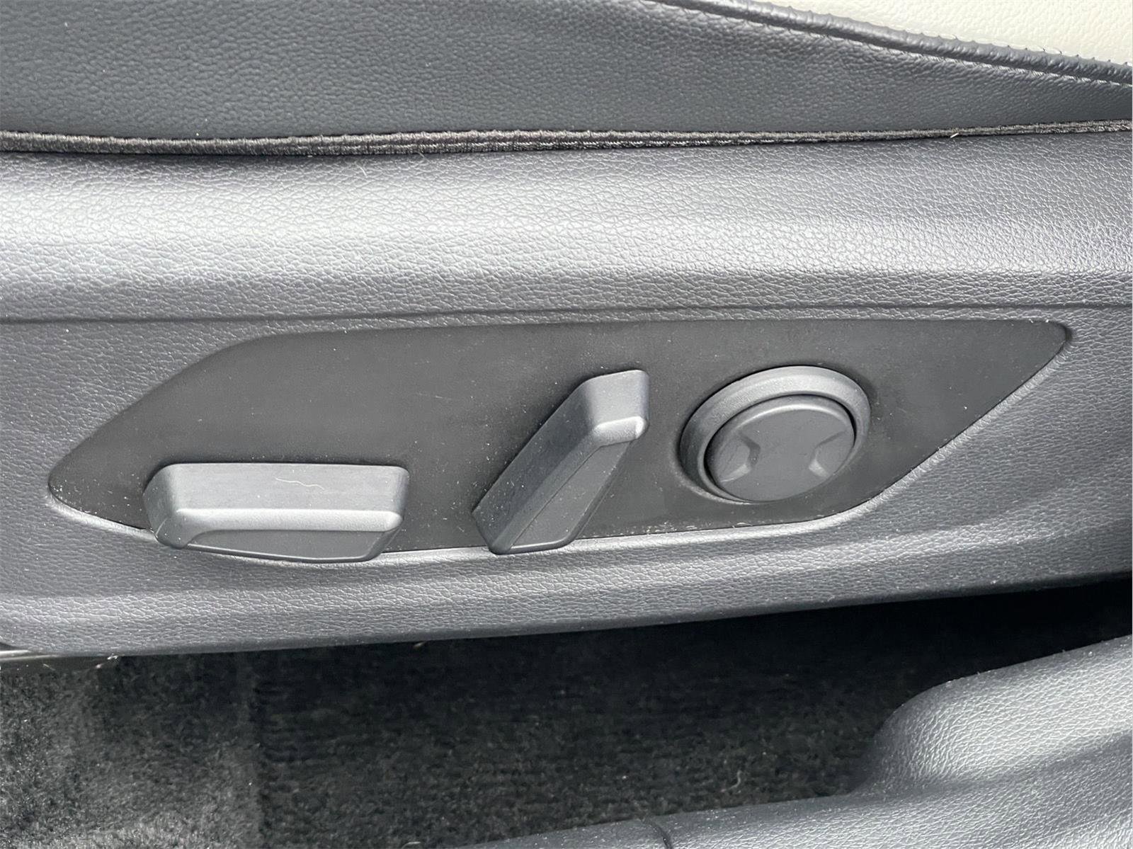 Used 2023 Kia Sportage EX image 23