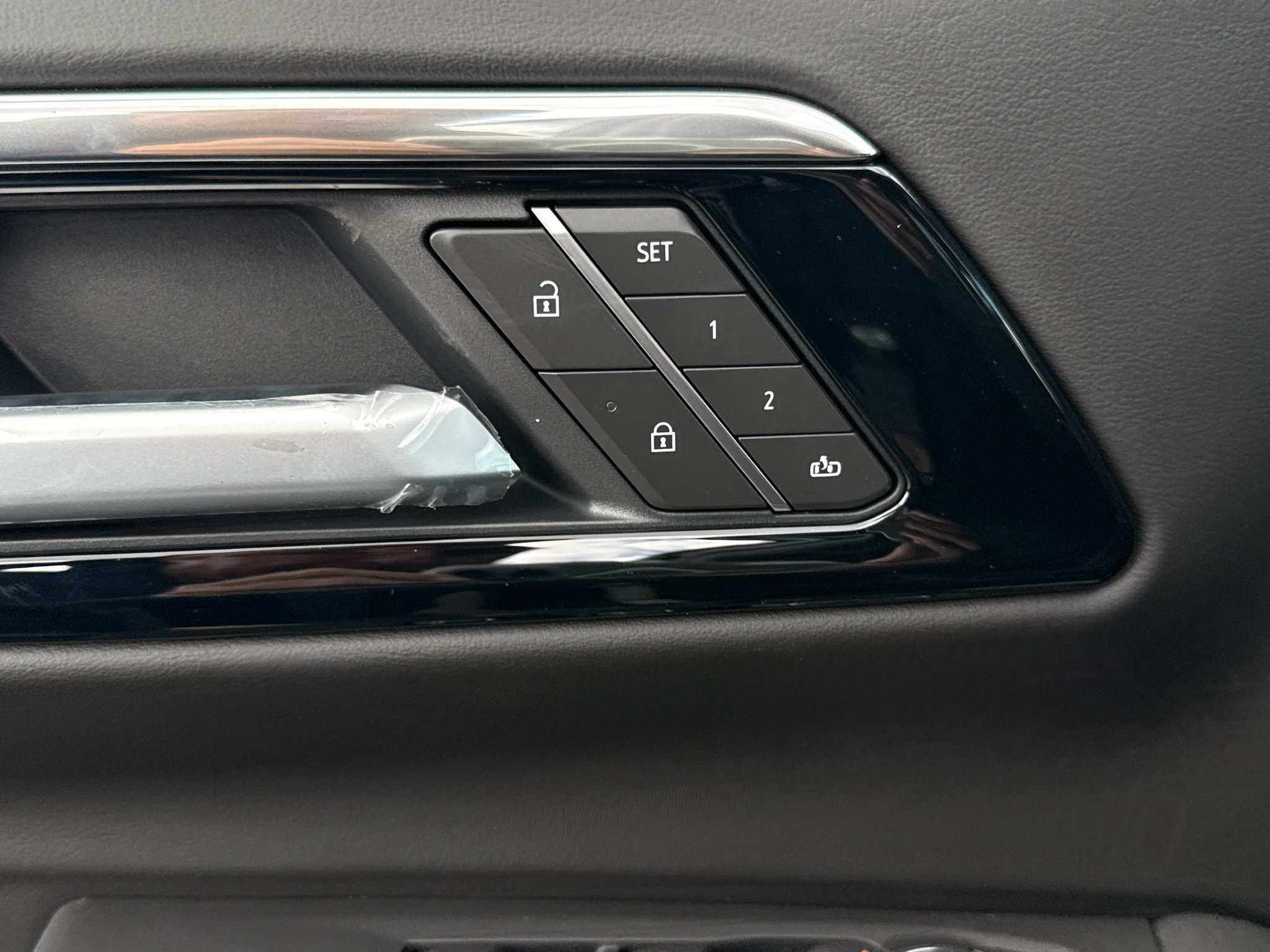 New 2026 Chevrolet Suburban High Country AWD/4WD image 11