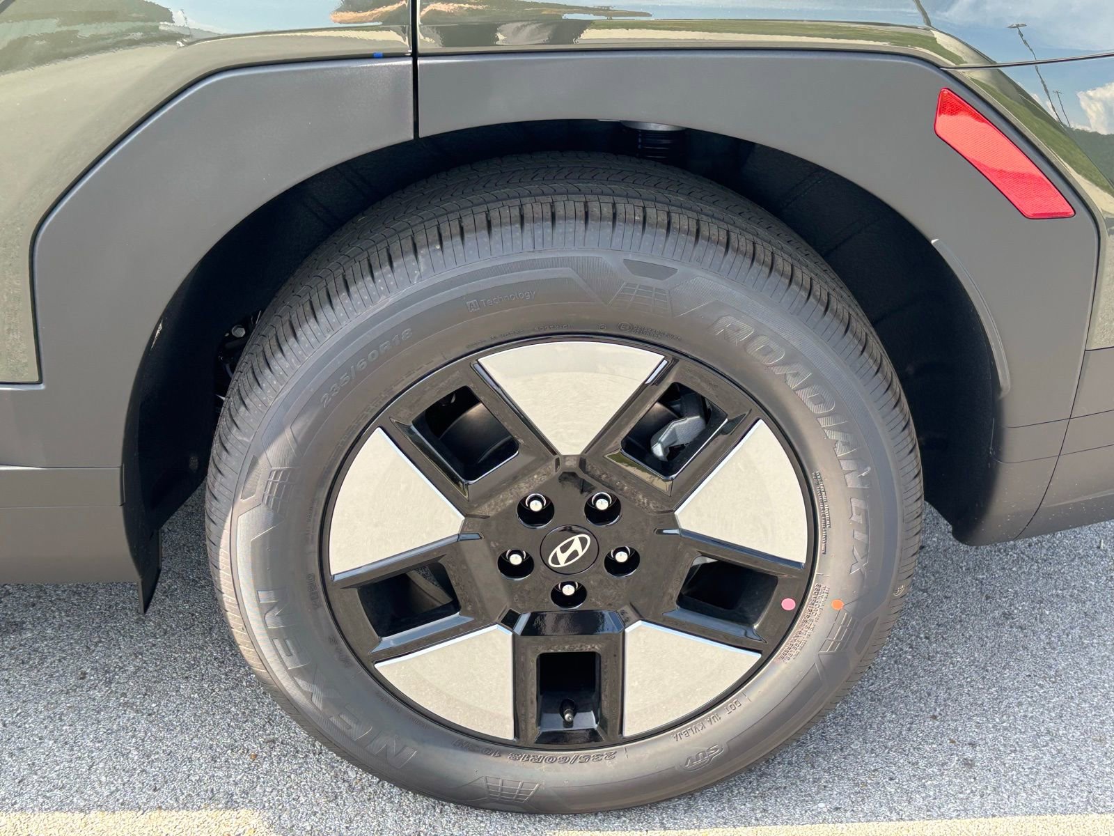 New 2026 Hyundai Santa Fe SEL FWD image 10