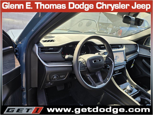 New 2027 Jeep Grand Cherokee Limited AWD/4WD image 7