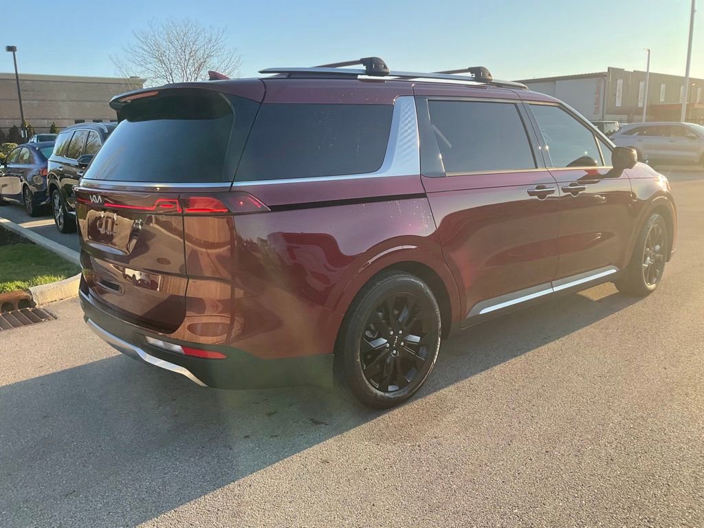 Used 2023 Kia Carnival SX Prestige image 16