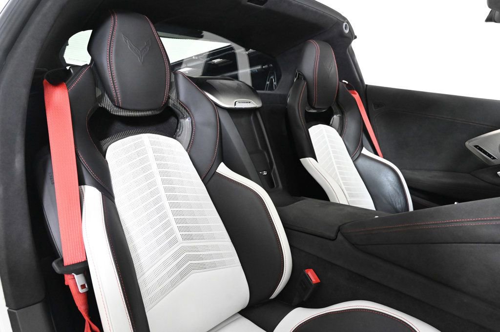 Used 2023 Chevrolet Corvette Stingray Premium Cpe image 17