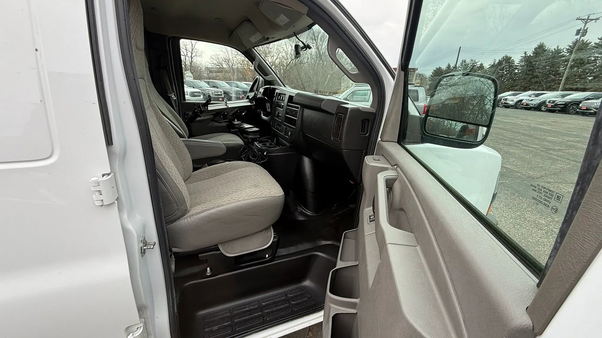 Used 2021 Chevrolet Express 2500 image 46