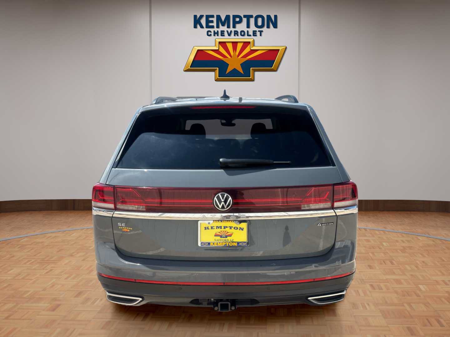 Used 2025 Volkswagen Atlas SE AWD/4WD image 5
