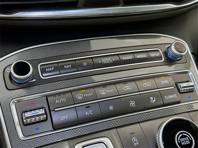 Used 2023 Hyundai Santa Fe SEL w/ Premium Package image 16