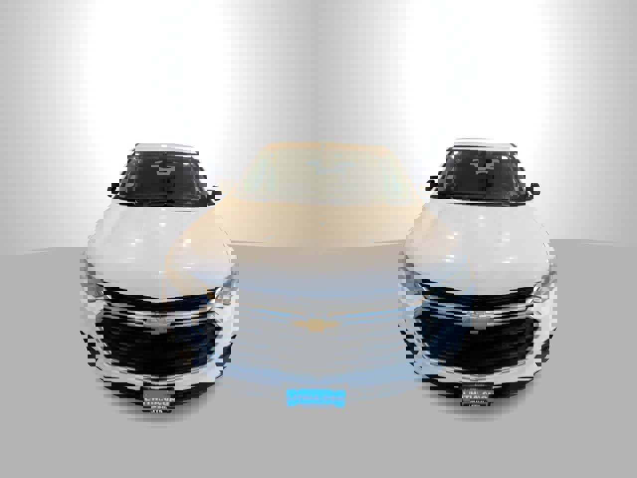 Used 2021 Chevrolet Traverse LS image 3