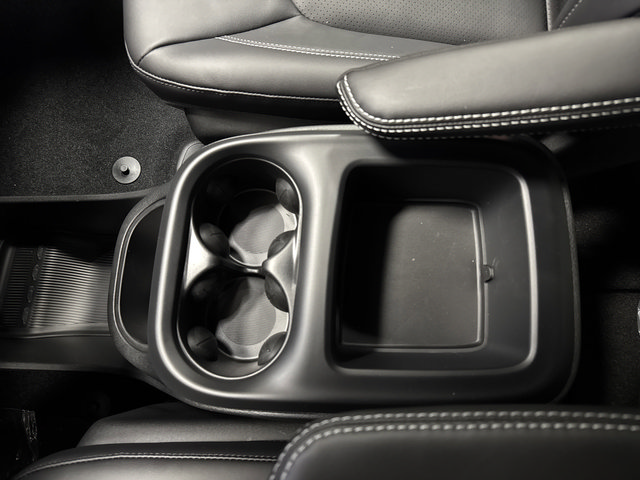 New 2026 Chrysler Pacifica Select AWD/4WD image 21