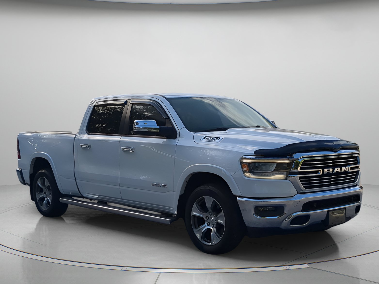 Used 2019 RAM 1500 Laramie AWD/4WD image 38