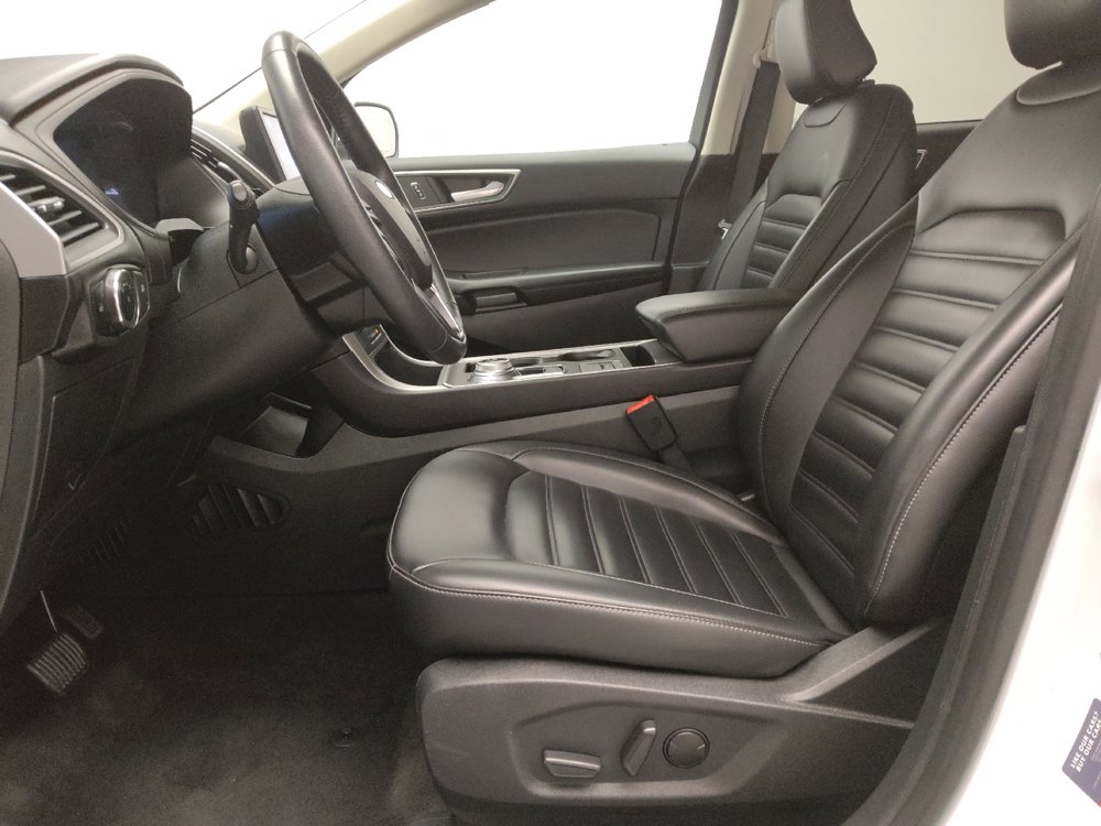 Used 2024 Ford Edge SEL image 17