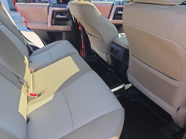 Used 2017 Toyota 4Runner SR5 Premium AWD/4WD image 12