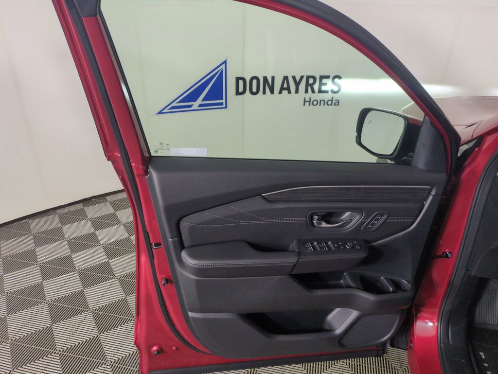 New 2026 Honda Pilot Touring image 10