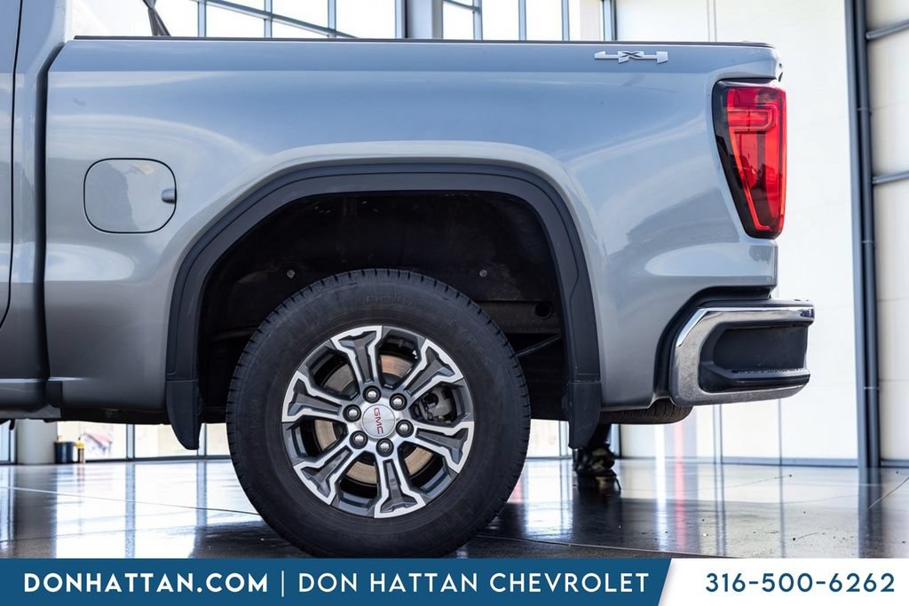 Used 2025 GMC Sierra 1500 SLT AWD/4WD image 31