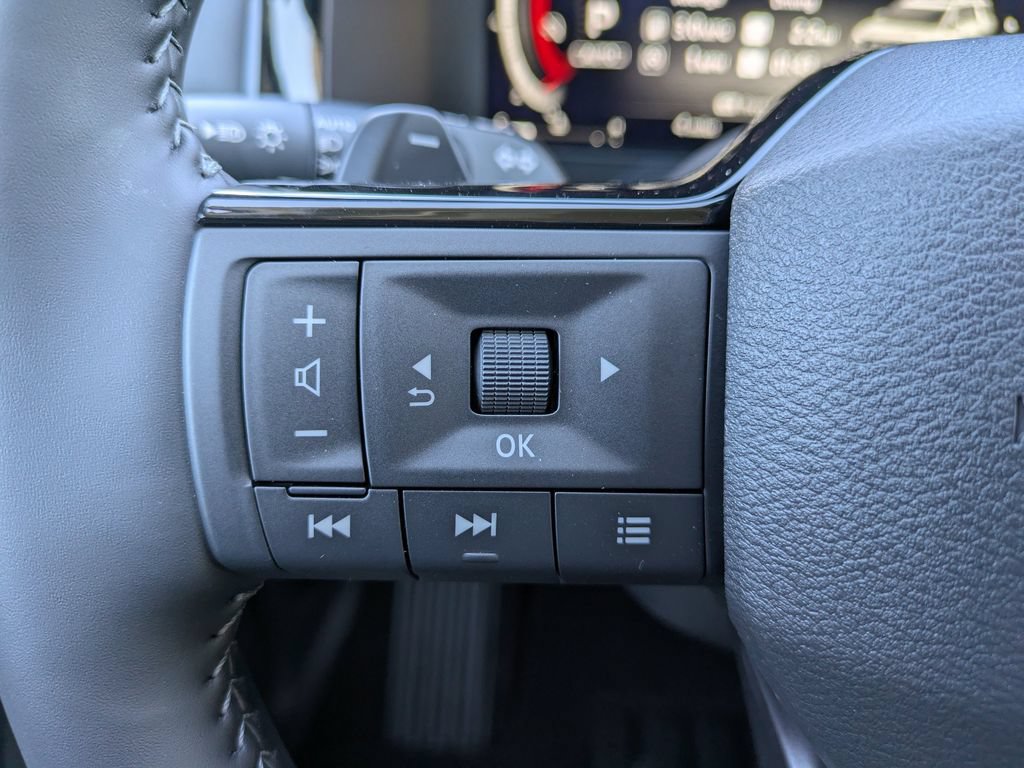 New 2026 Nissan Pathfinder SL AWD/4WD image 24