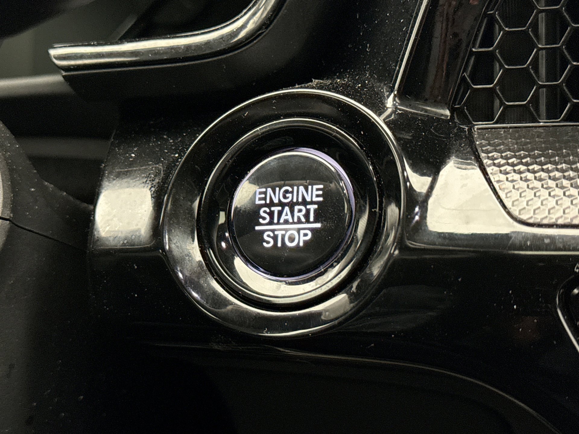 Used 2025 Honda CR-V EX-L image 21