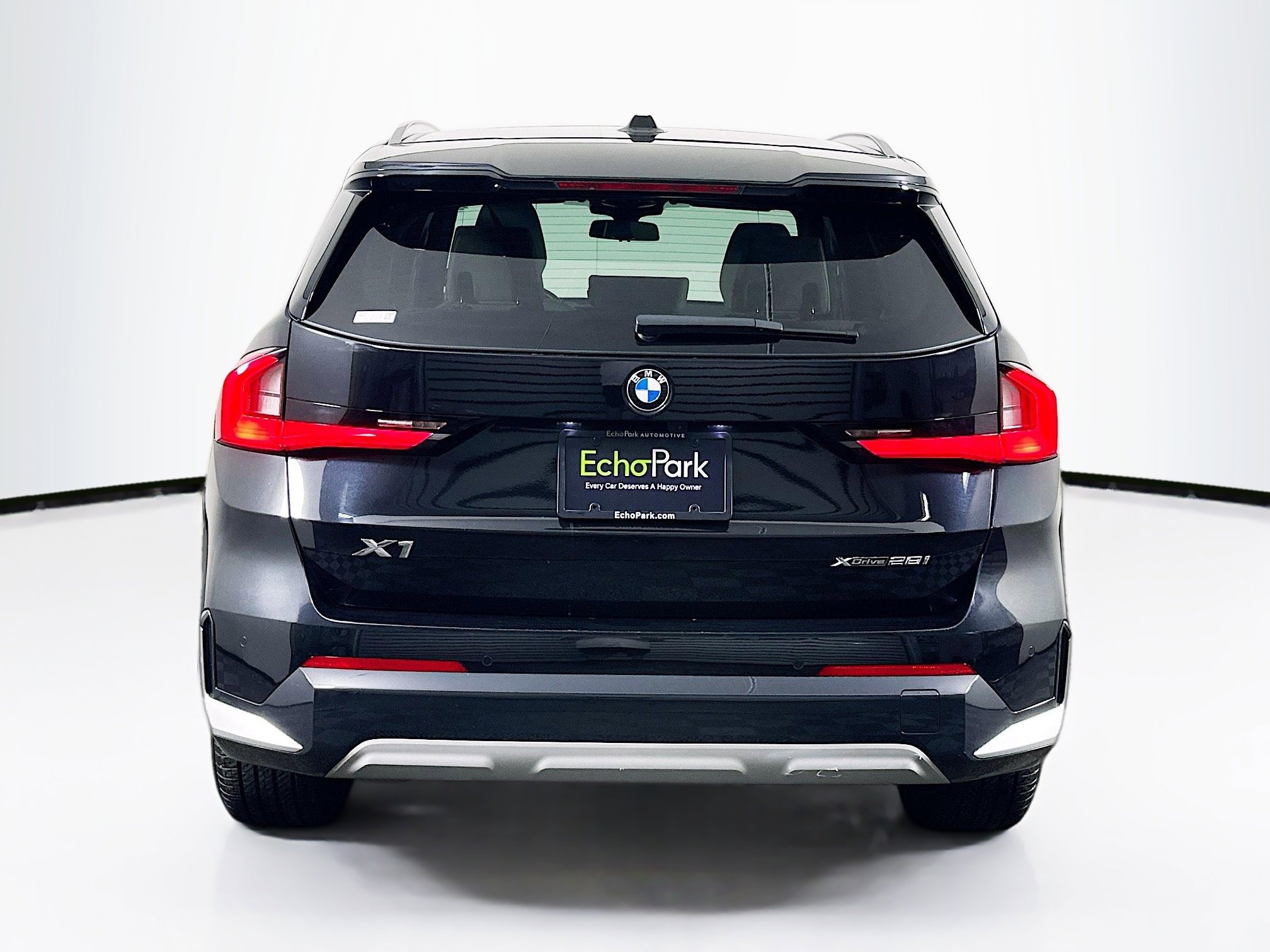 Used 2025 BMW X1 xDrive28i AWD/4WD image 7