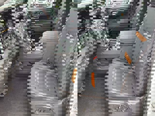 New 2026 GMC Sierra 1500 AT4 w/ Technology Package image 9