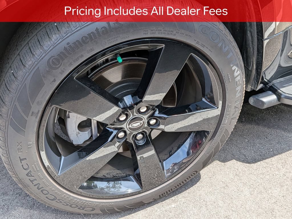 Used 2025 Land Rover Defender 110 X-Dynamic SE AWD/4WD image 7