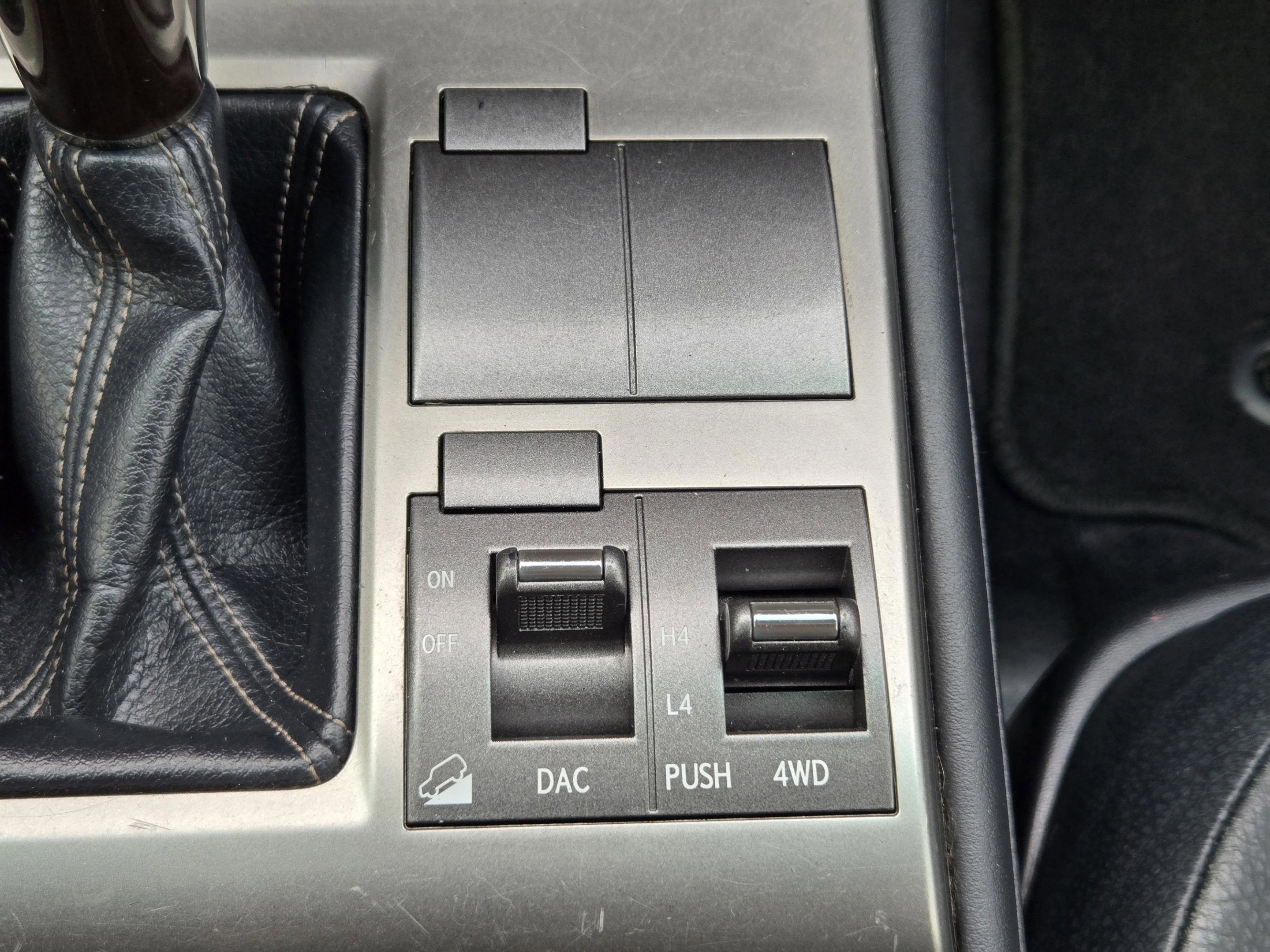 Used 2019 Lexus GX 460 Premium AWD/4WD image 17