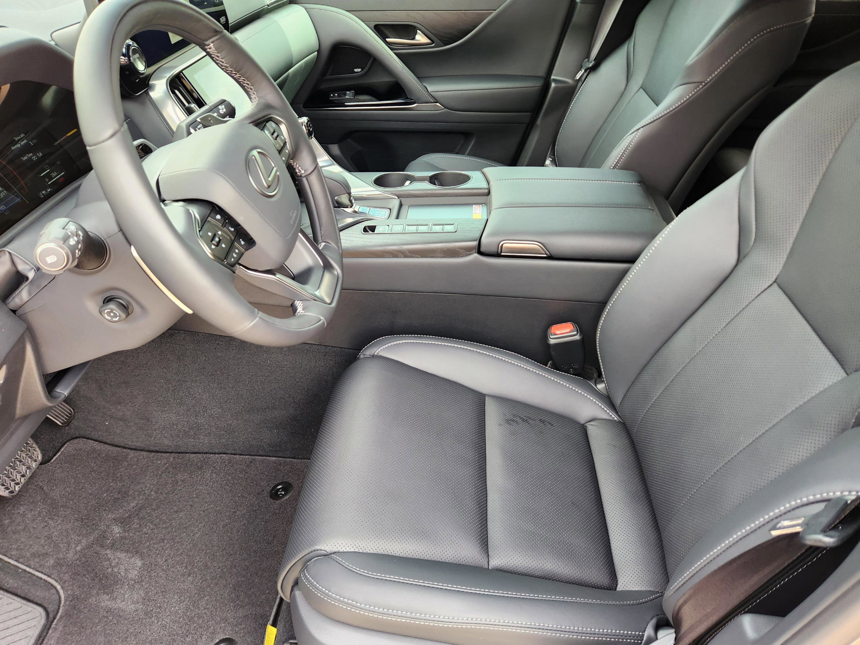 New 2026 Lexus LX 700h Luxury AWD/4WD image 8