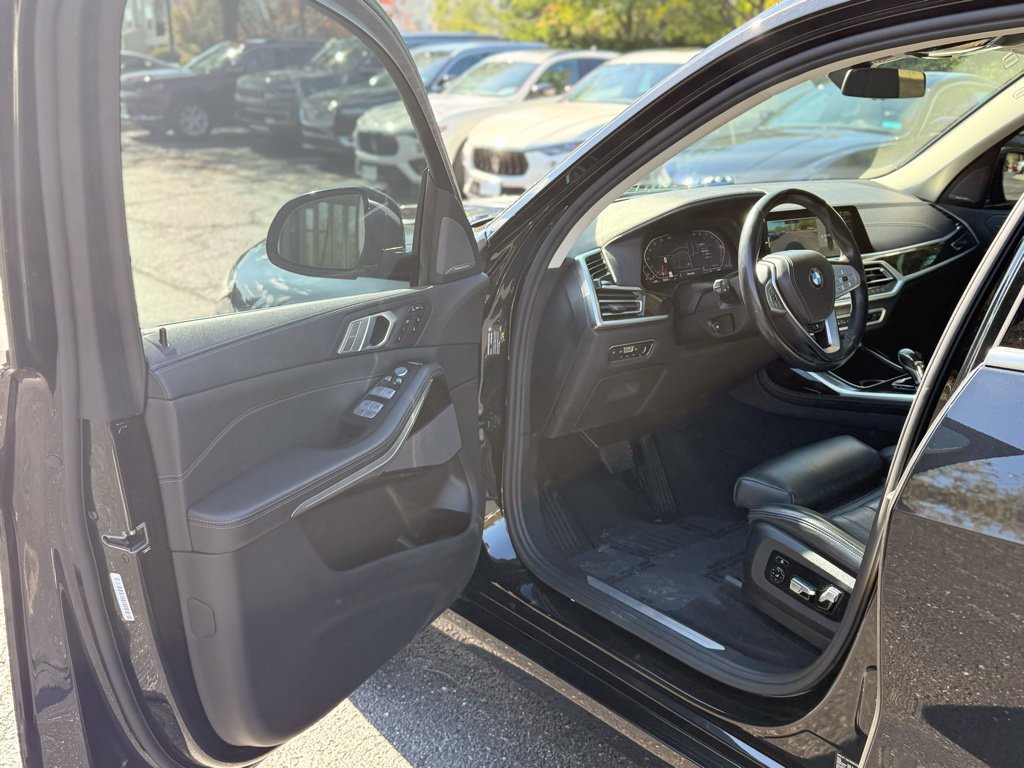 Used 2021 BMW X7 xDrive40i AWD/4WD image 18