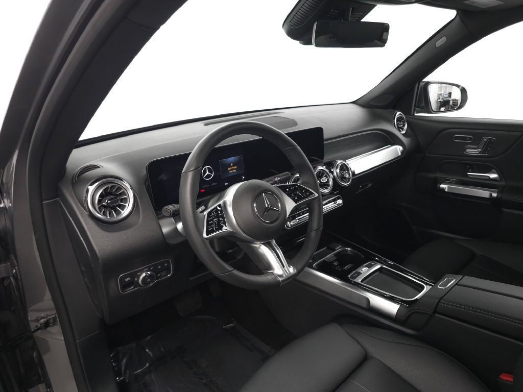 Certified 2026 Mercedes-Benz GLB 250 4MATIC image 9