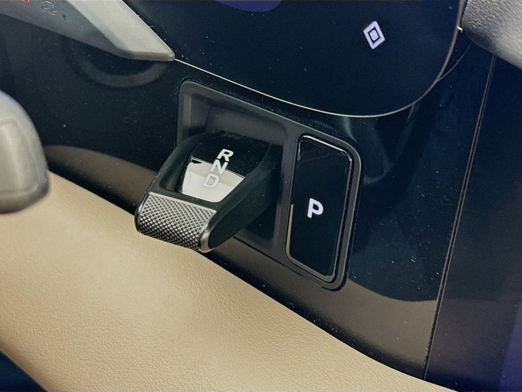 Certified 2024 Porsche Taycan image 22