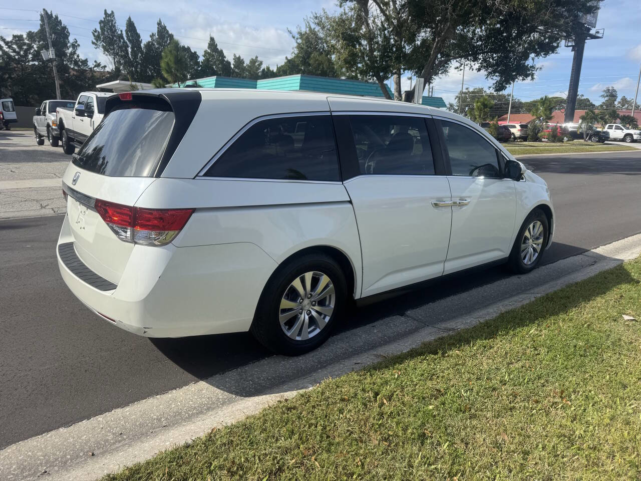 Used 2016 Honda Odyssey EX-L image 4