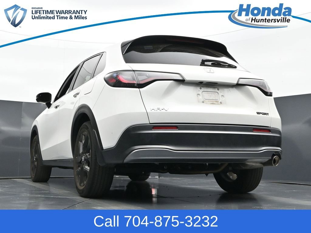 Used 2023 Honda HR-V Sport image 27