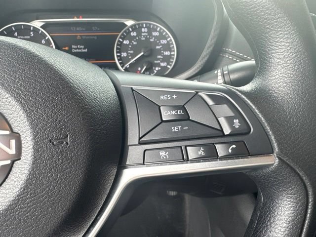 Used 2025 Nissan Sentra SV FWD image 13