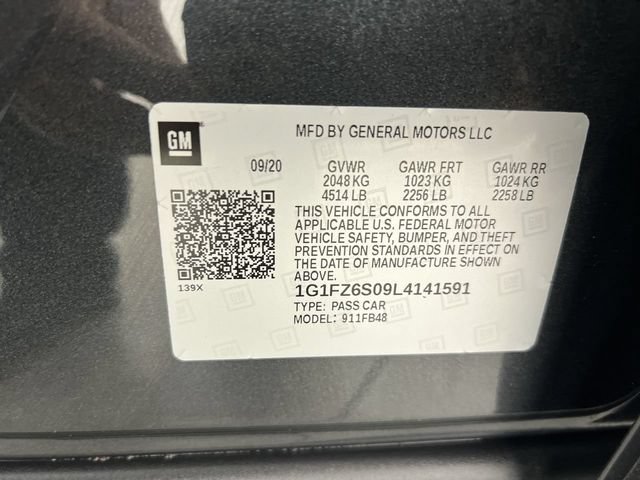 Used 2020 Chevrolet Bolt Premier w/ Infotainment Package FWD image 32