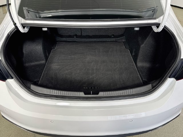 Used 2020 Chevrolet Malibu Premier FWD image 28