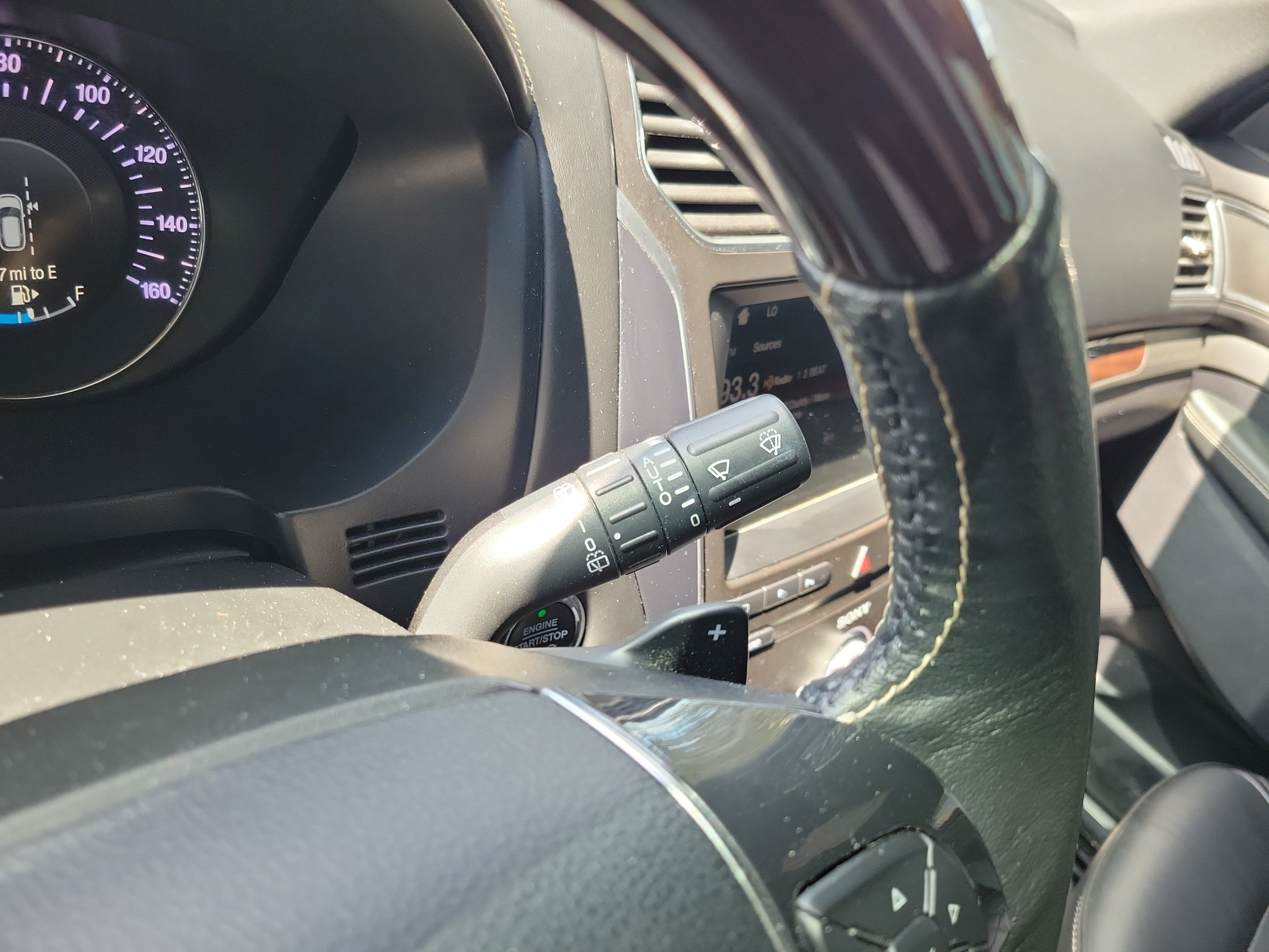 Used 2019 Ford Explorer Platinum AWD/4WD image 25