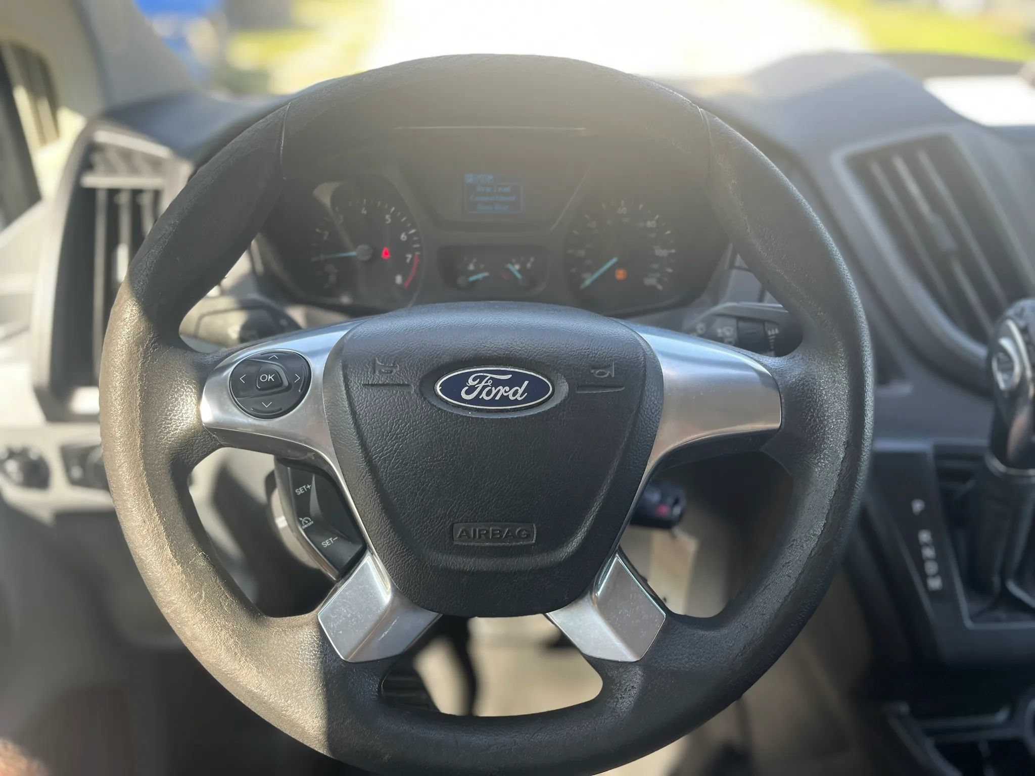 Used 2016 Ford Transit 250 130 Low Roof w/ Exterior Upgrade Package RWD image 13