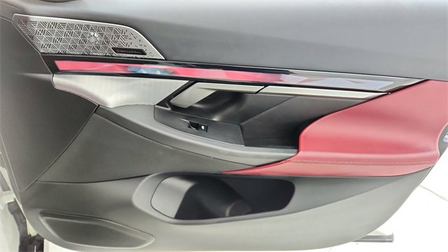 Used 2025 BMW i5 eDrive40i w/ M Sport Package image 23