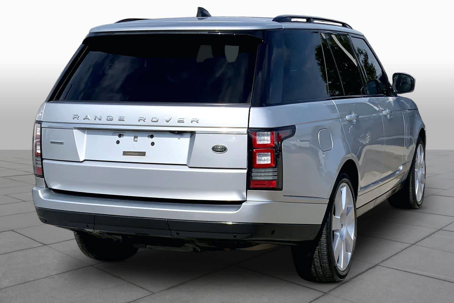 Used 2017 Land Rover Range Rover Supercharged AWD/4WD image 13