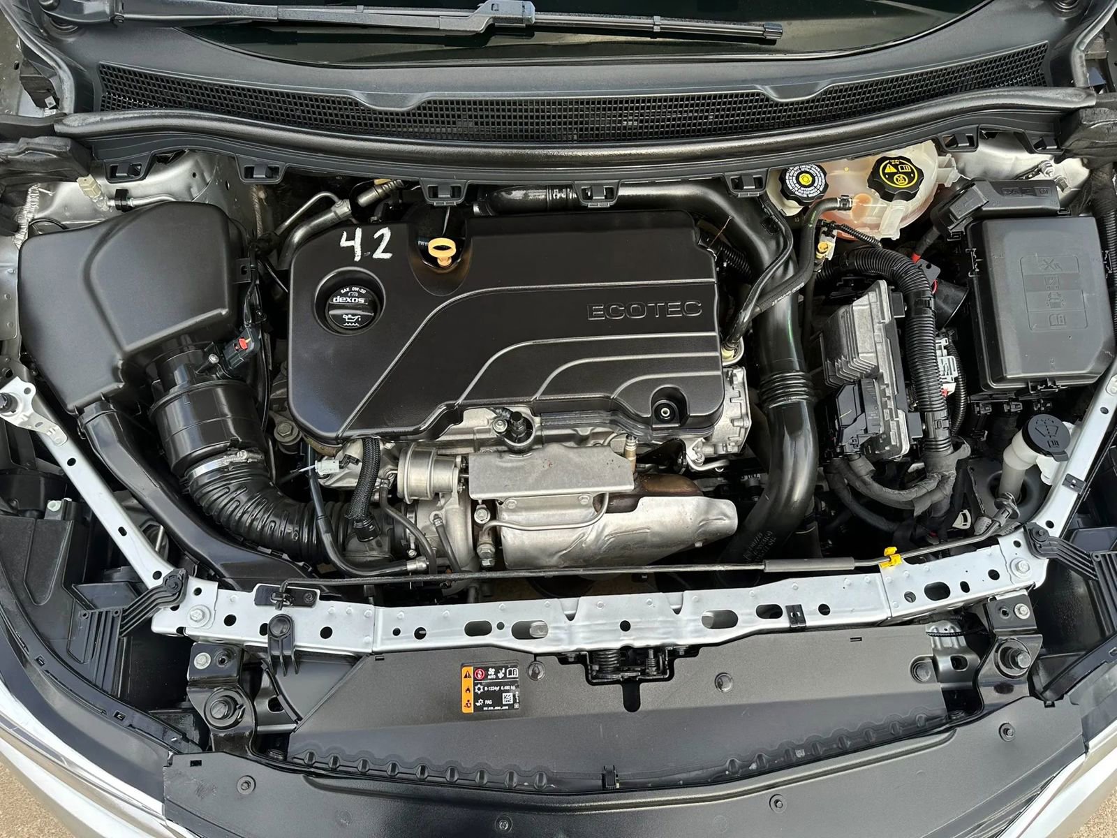 Used 2018 Chevrolet Cruze LS FWD image 29