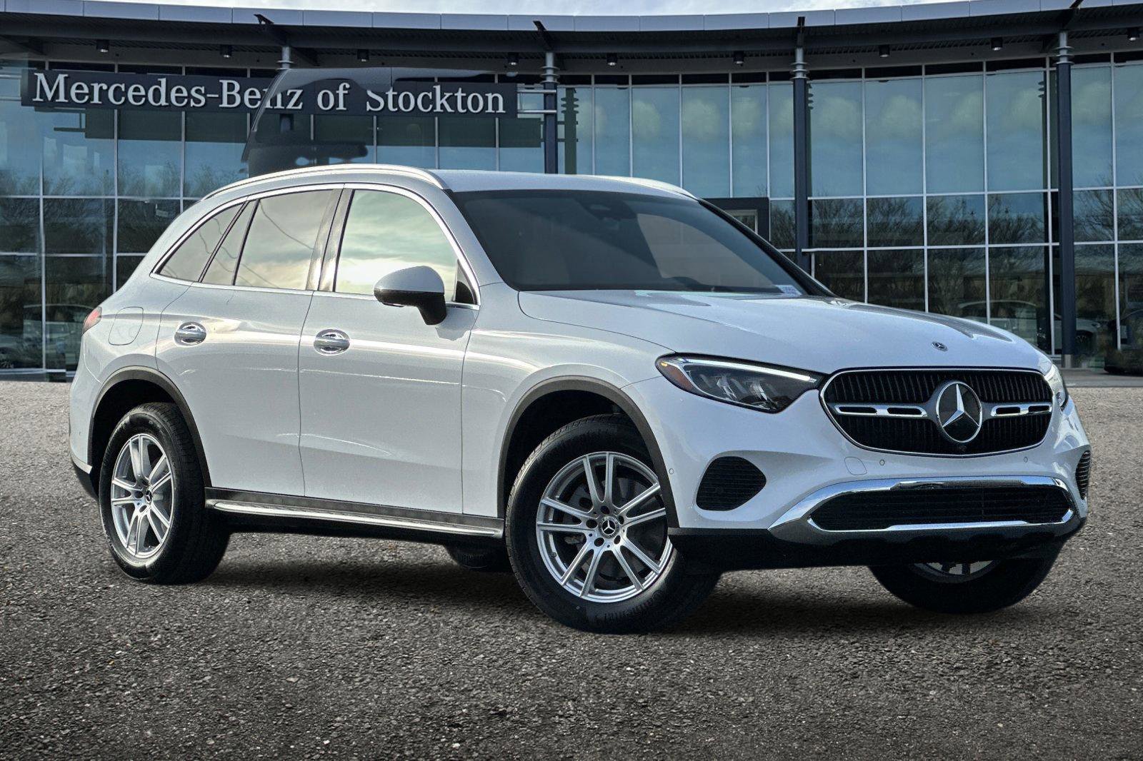 New 2026 Mercedes-Benz GLC 300 4MATIC