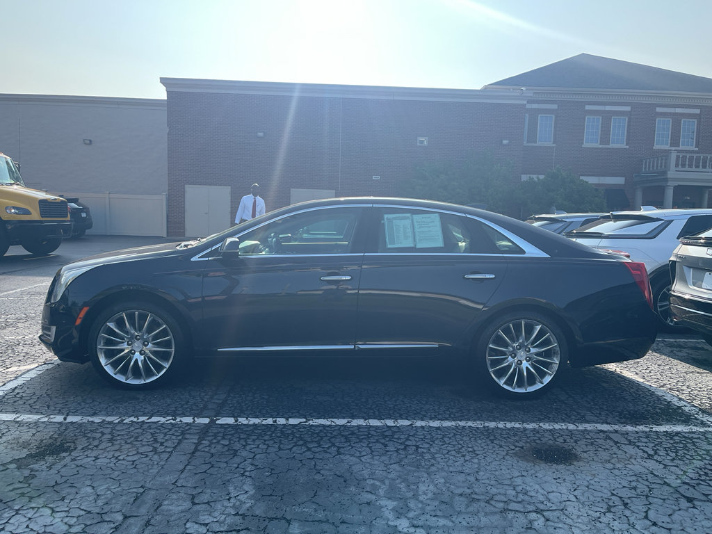 Used 2017 Cadillac XTS Platinum FWD image 4