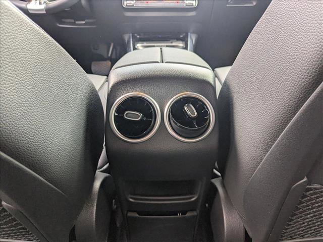 Used 2025 Mercedes-Benz GLA 250 image 17